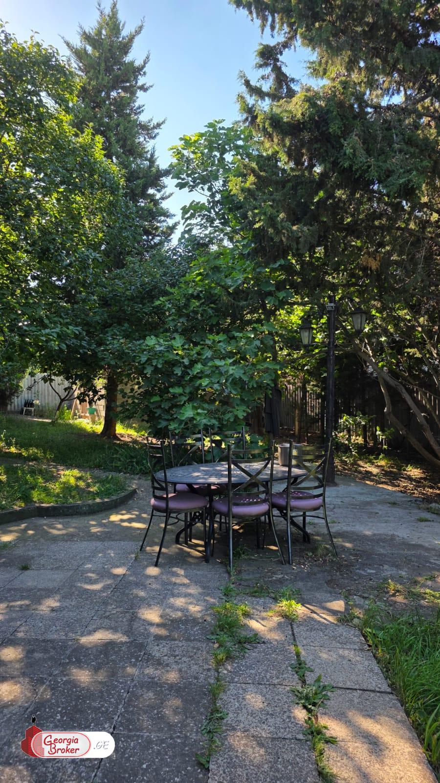 nearly repaired 7-room house for sale